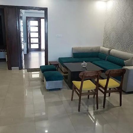 Homistay 1 Bhk Панчкула Экстерьер фото