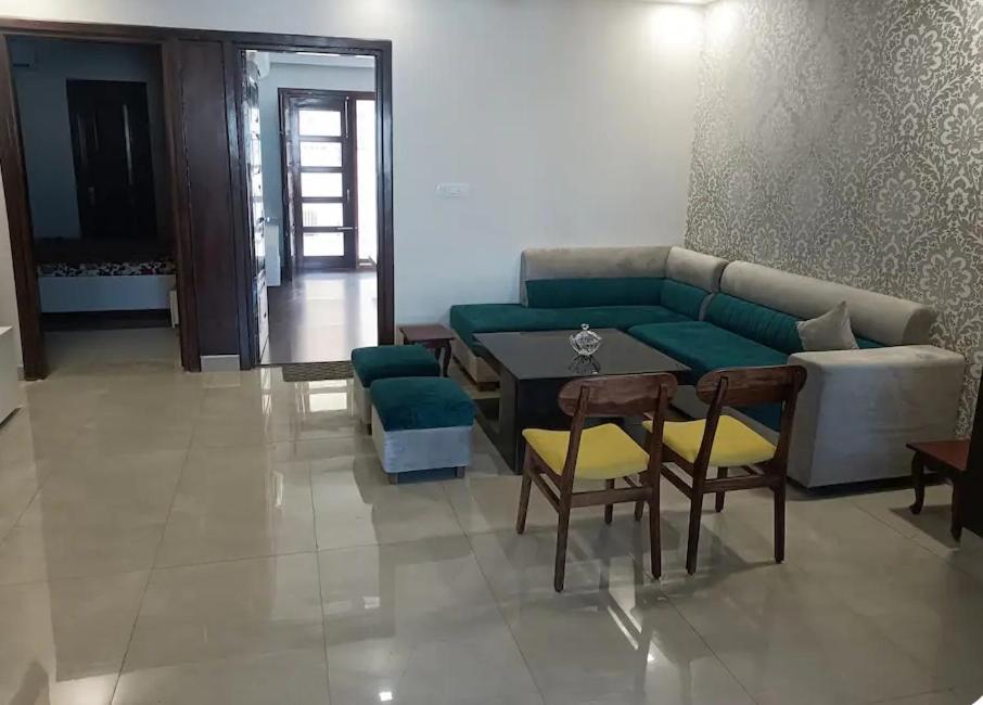 Homistay 1 Bhk Панчкула Экстерьер фото